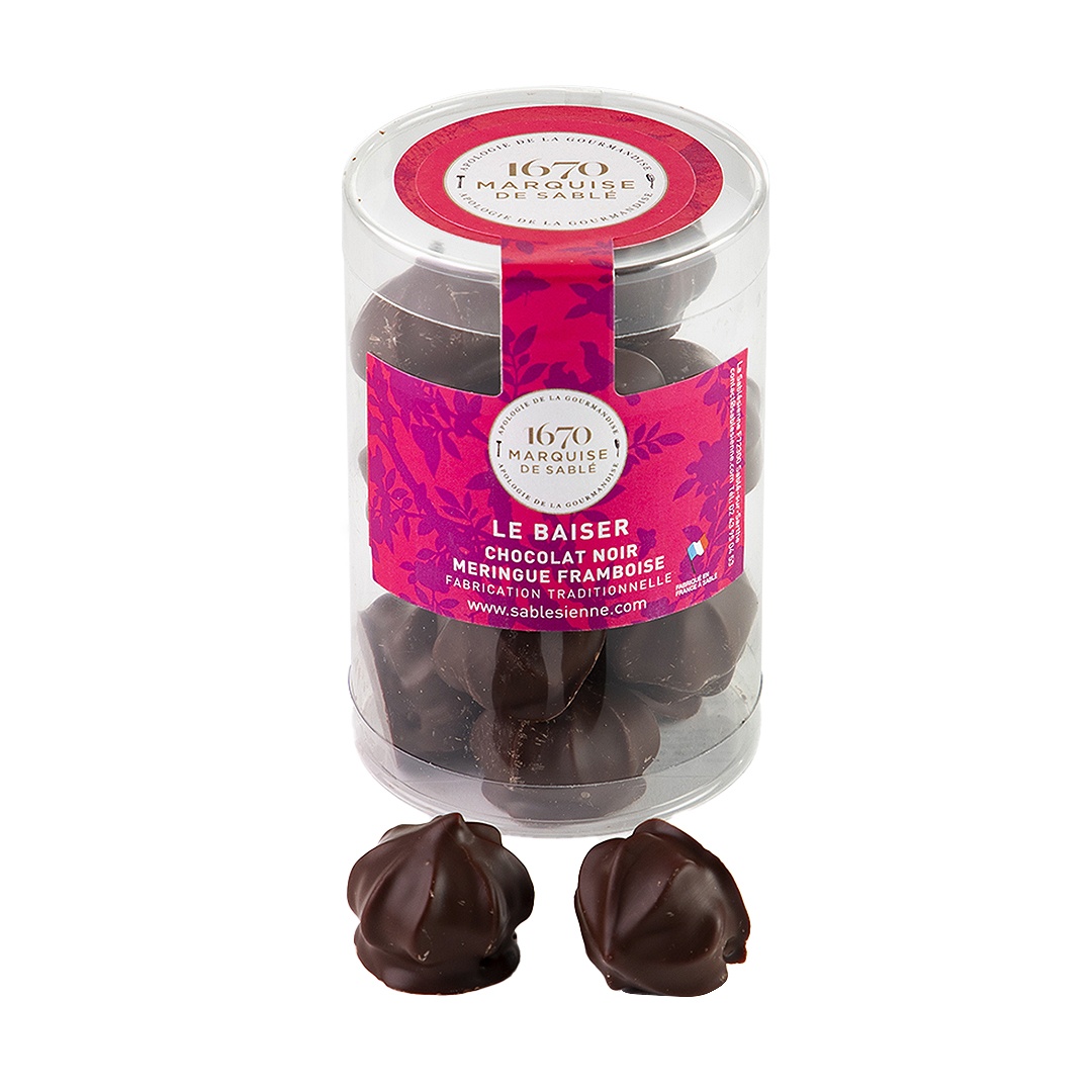 Raspberry meringues coated with dark chocolate - "Les Baisers" 100g